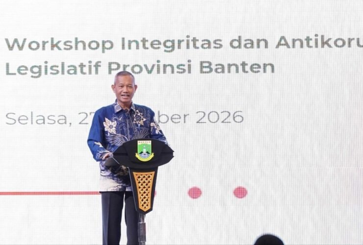Wakil Ketua KPK Ibnu Basuki Widodo menyampaikan materi dalam Workshop Integritas dan Antikorupsi Sektor Legislatif Provinsi Banten di Serang, Selasa (27/10/2026).